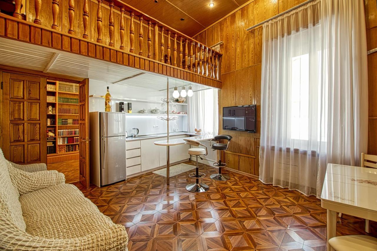 Rustaveli Central Aparthotel Tbilisi Ngoại thất bức ảnh