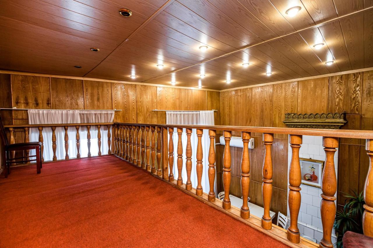 Rustaveli Central Aparthotel Tbilisi Ngoại thất bức ảnh